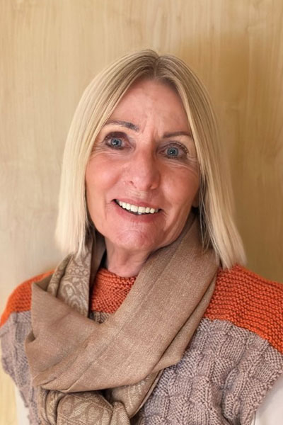10 Anneliese Piesenecker